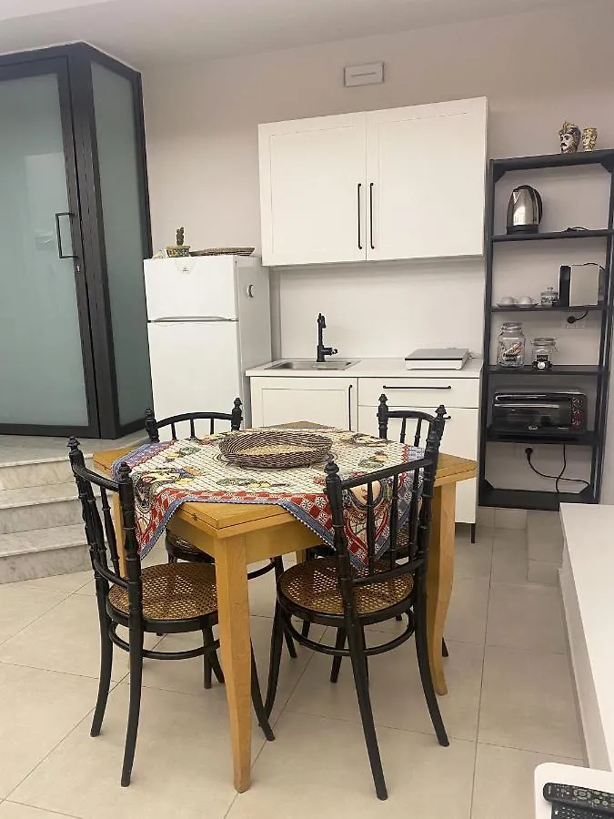 Emanuele Domus Apartment Catania 0*,  Italia
